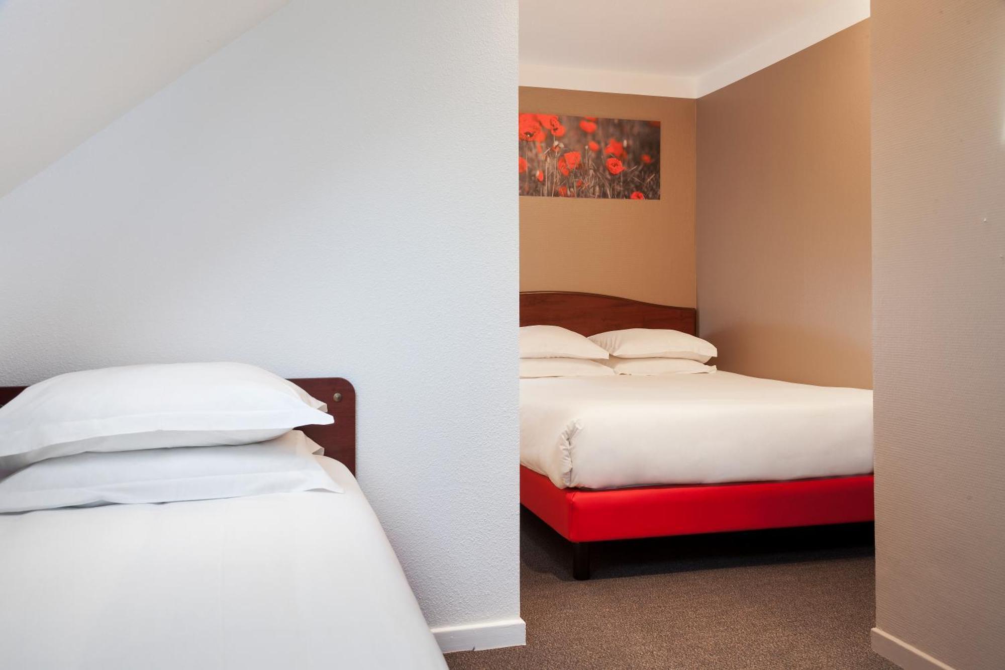 Brit Hotel Арас Екстер'єр фото