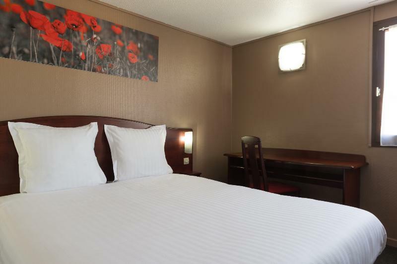 Brit Hotel Арас Екстер'єр фото